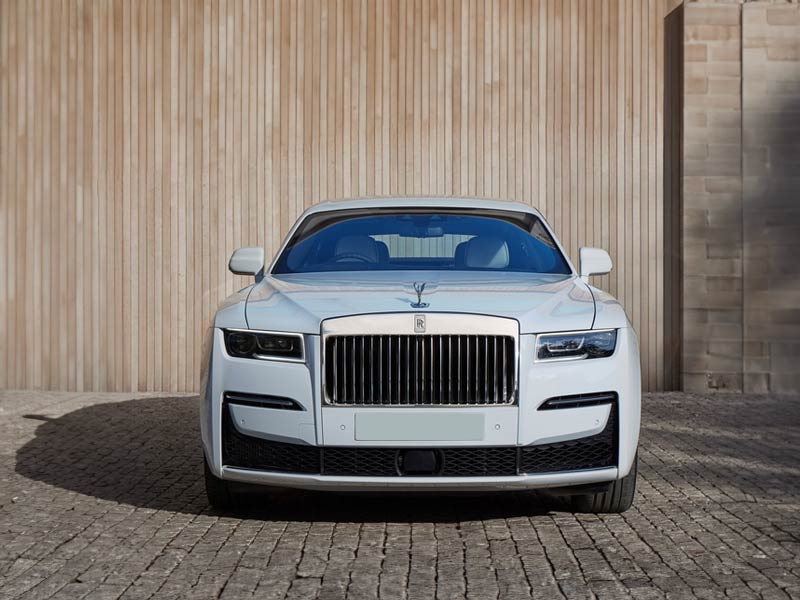 Starr Luxury Cars - Luxury Airport Chauffeur Service Best Coveted Luxury Exotic Cars - Book, Hire, Rent Chauffeur Service, and Self-Hire Service. Rolls-Royce Ghost - London Mayfair, UK