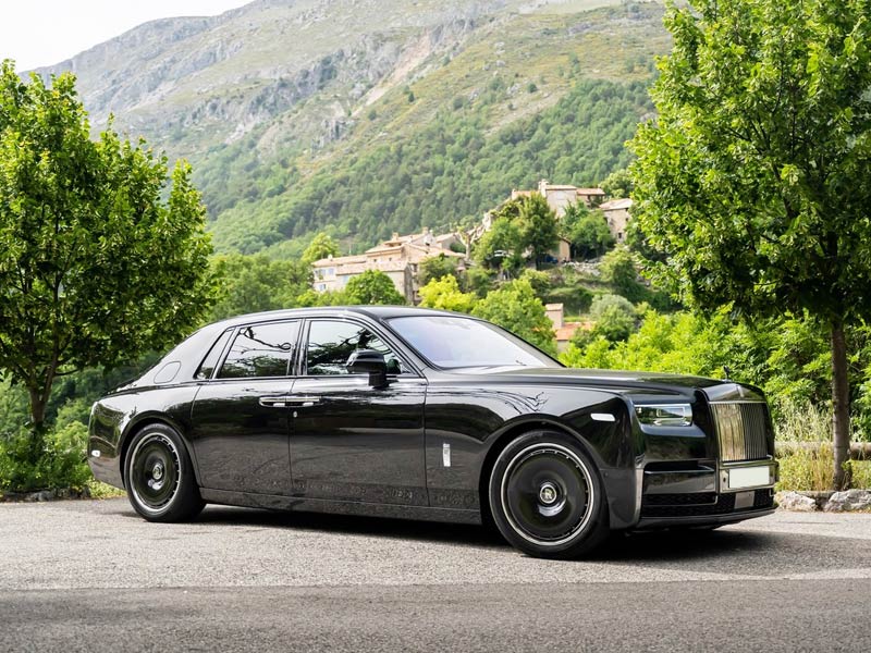 Starr Luxury Cars - Luxury Airport Chauffeur Service Best Coveted Luxury Exotic Cars - Book, Hire, Rent Chauffeur Service, and Self-Hire Service. Rolls-Royce Phantom - London Mayfair, UK