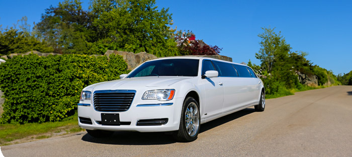 Starr Luxury Cars - Luxury Airport Chauffeur Service Best Coveted Luxury Exotic Cars - Book, Hire, Rent Chauffeur Service, and Self-Hire Service Lincoln Navigator Las Vegas