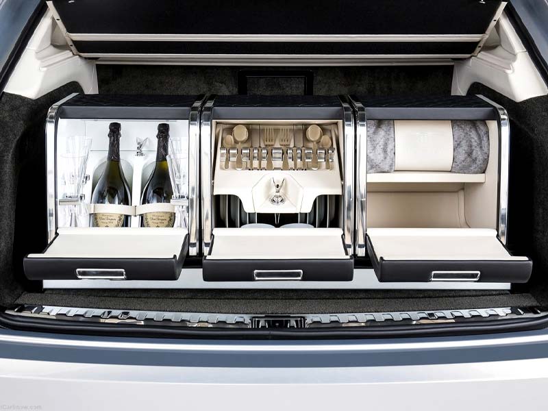 Starr Luxury Cars - Luxury Airport Chauffeur Service Best Coveted Luxury Exotic Cars - Book, Hire, Rent Chauffeur Service, and Self-Hire Service Bentley Bentayga in Orlando