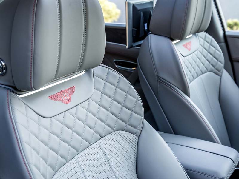 Starr Luxury Cars - Luxury Airport Chauffeur Service Best Coveted Luxury Exotic Cars - Book, Hire, Rent Chauffeur Service, and Self-Hire Service Bentley Bentayga in Austin, Texas in USA