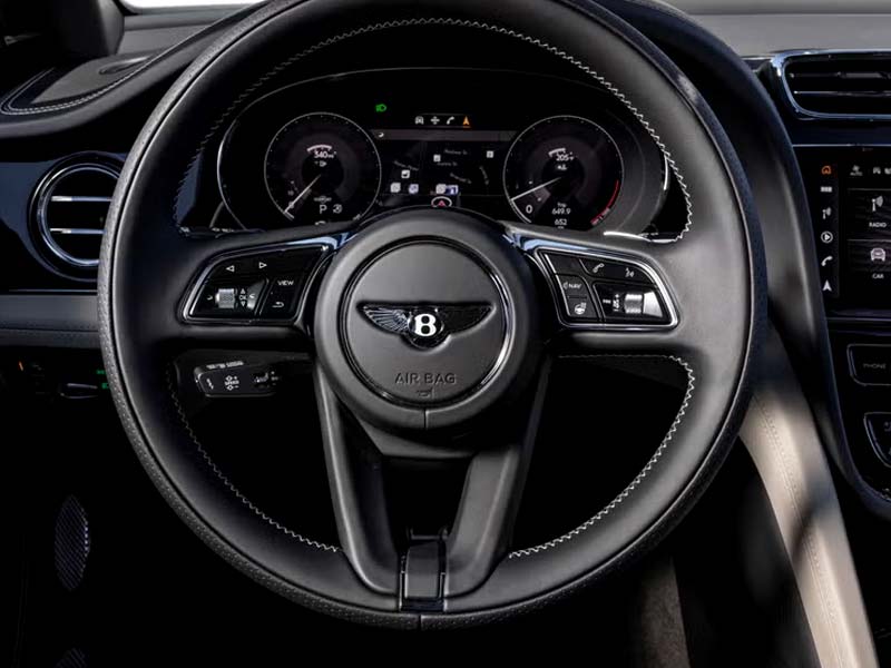 Starr Luxury Cars - Luxury Airport Chauffeur Service Best Coveted Luxury Exotic Cars - Book, Hire, Rent Chauffeur Service, and Self-Hire Service Bentley Bentayga in Hamptons in USA