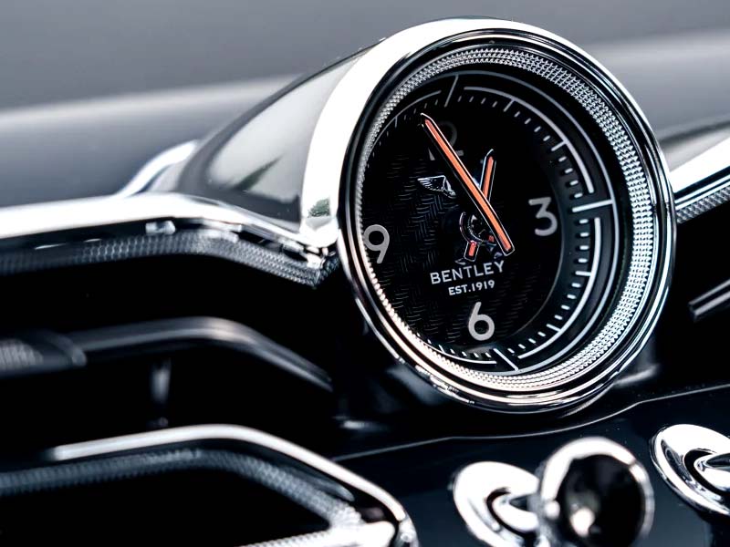 Starr Luxury Cars - Luxury Airport Chauffeur Service Best Coveted Luxury Exotic Cars - Book, Hire, Rent Chauffeur Service, and Self-Hire Service Bentley Bentayga in Nashville in USA