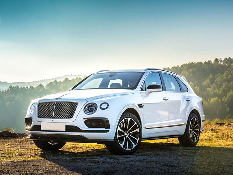 Starr Luxury Cars - Luxury Airport Chauffeur Service Best Coveted Luxury Exotic Cars - Book, Hire, Rent Chauffeur Service, and Self-Hire Service Bentley Bentayga in Orlando