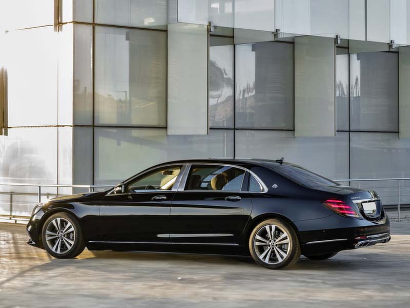 Starr Luxury Cars - Luxury Airport Chauffeur Service Best Coveted Luxury Exotic Cars - Book, Hire, Rent Chauffeur Service, and Self-Hire Service Mercedes Benz Maybach Palm Beach, in USA