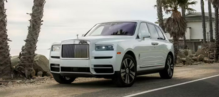 Starr Luxury Cars - Luxury Airport Chauffeur Service Best Coveted Luxury Exotic Cars - Book, Hire, Rent Chauffeur Service, and Self-Hire Service Rolls-Royce Ghost in Orlando in USA