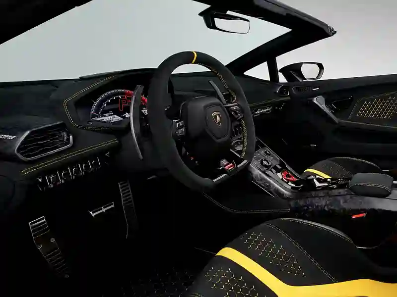 open shot of the interior of a Lamborghini Huracan Spyder - Blue colour