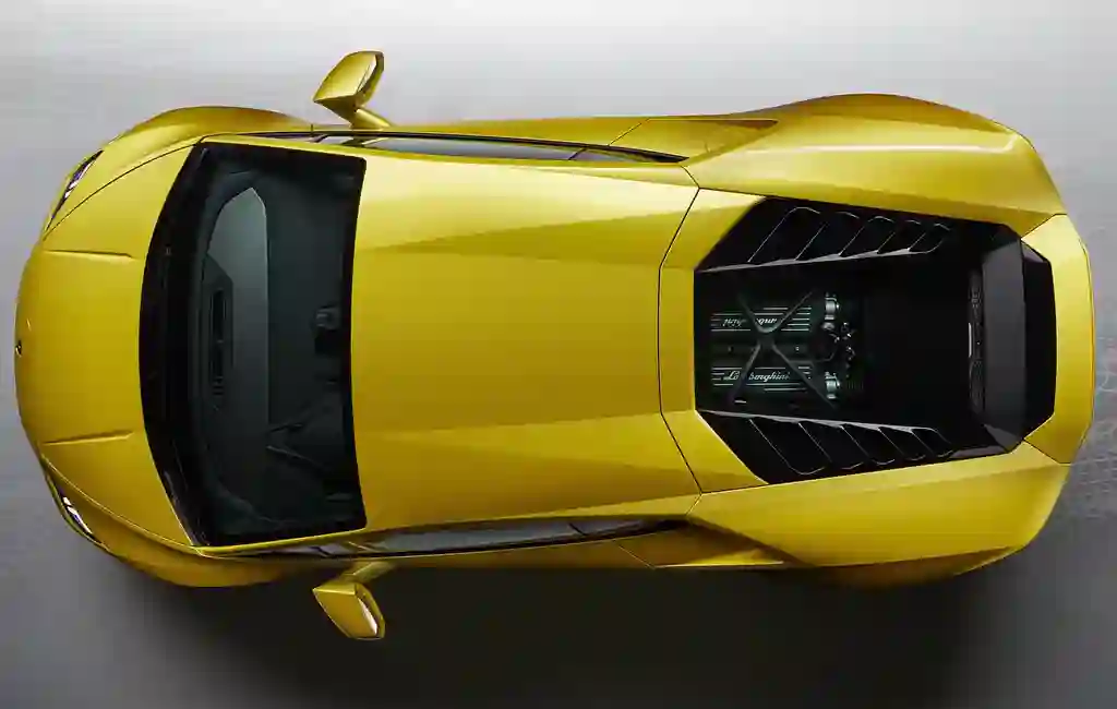 Aerial view of the Lamborghini Huracan Evo