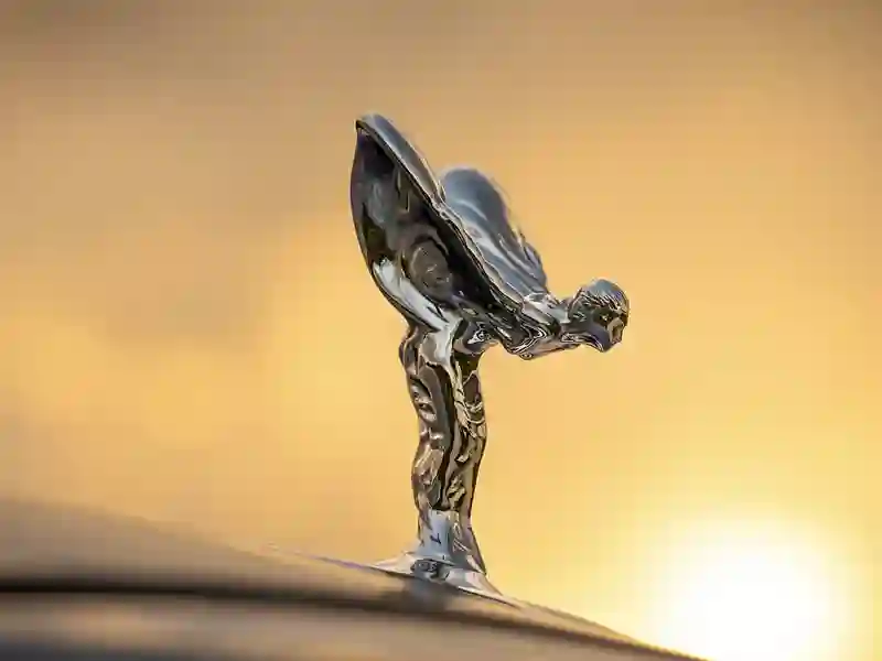 Close-up of the symbol of the Rolls-Royce