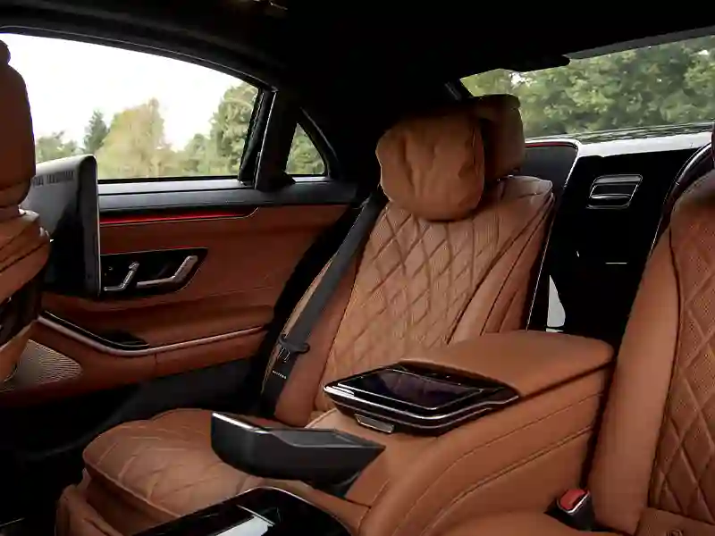 Armoured Mercedes Benz S-Class open view back seats