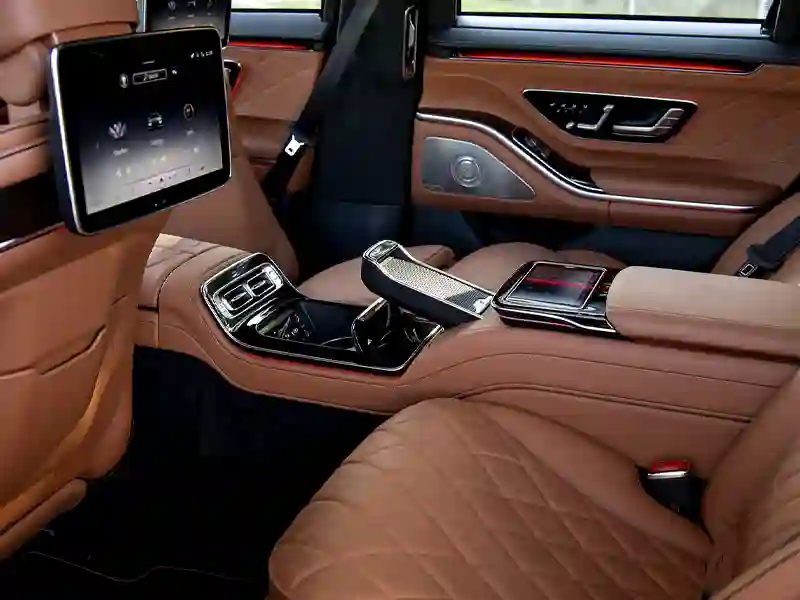 Armoured Mercedes Benz S-Class back seats