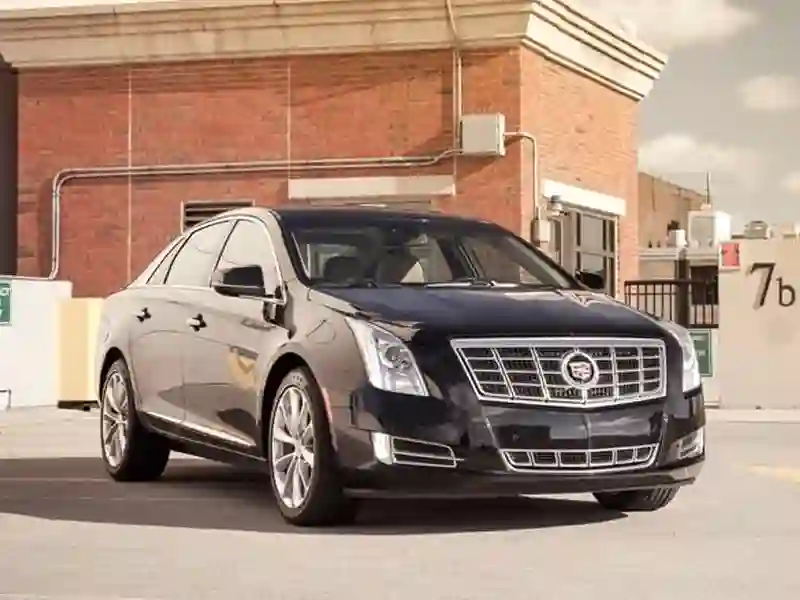Front side of the Cadillac XTS