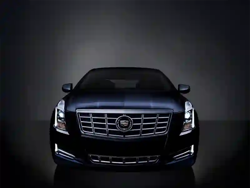 Front view of the Cadillac XTS