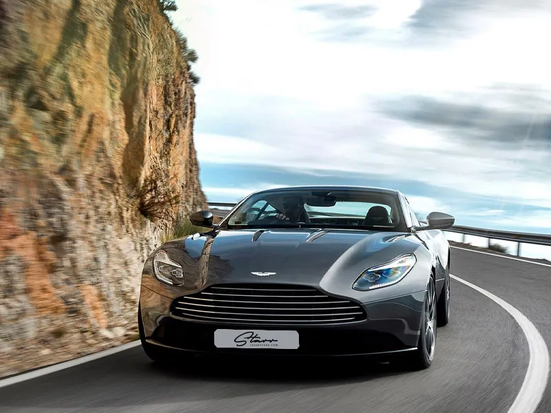 Aston Martin DB11