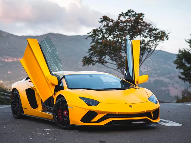 Lamborghini Aventador  S