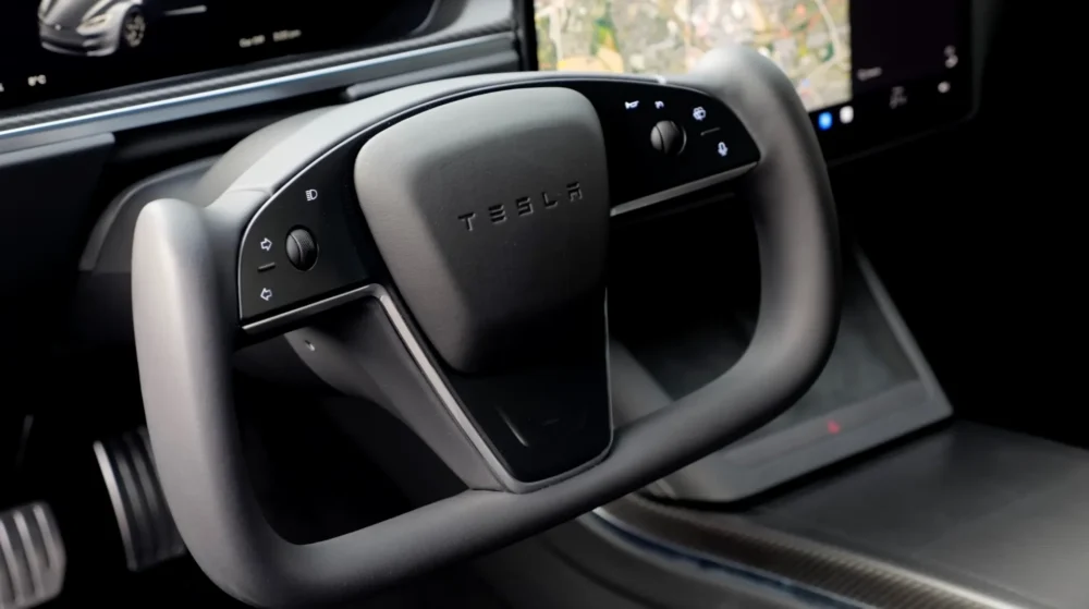 TESLA MODEL S - Image 5