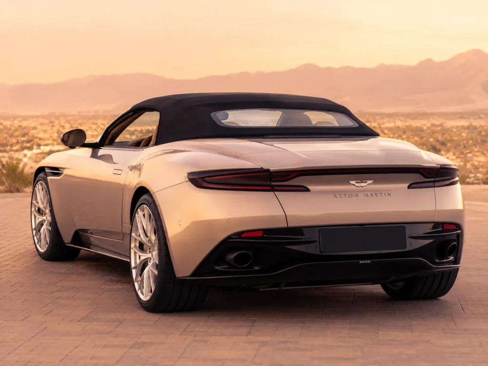 Aston Martin DB11 Volante - Image 5