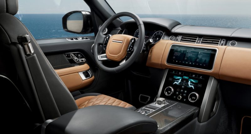 2021 Range Rover Autobiography dash