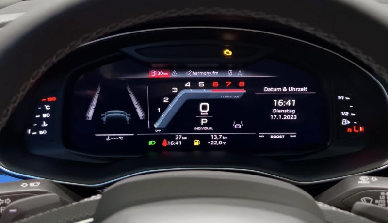 AUDI Q7 - dash speedometer