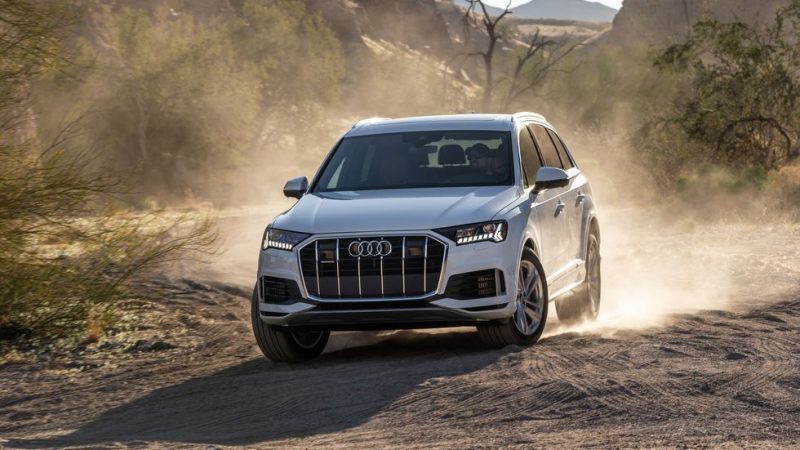 Audi Q7 driven in rough terrain