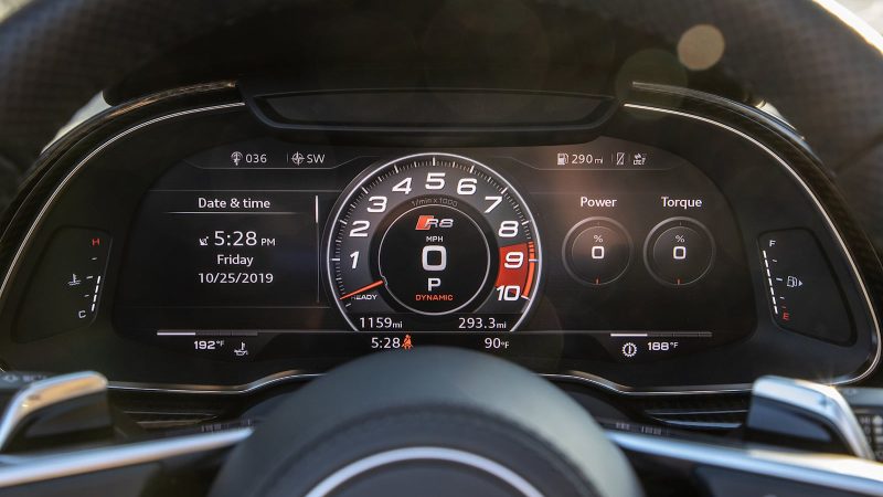 Audi R8 V10 Spyder - speedomter