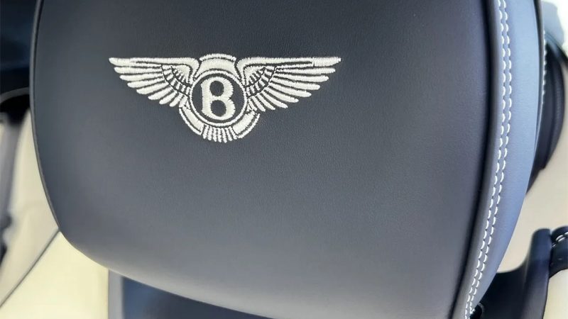 BENTLEY GT head rest