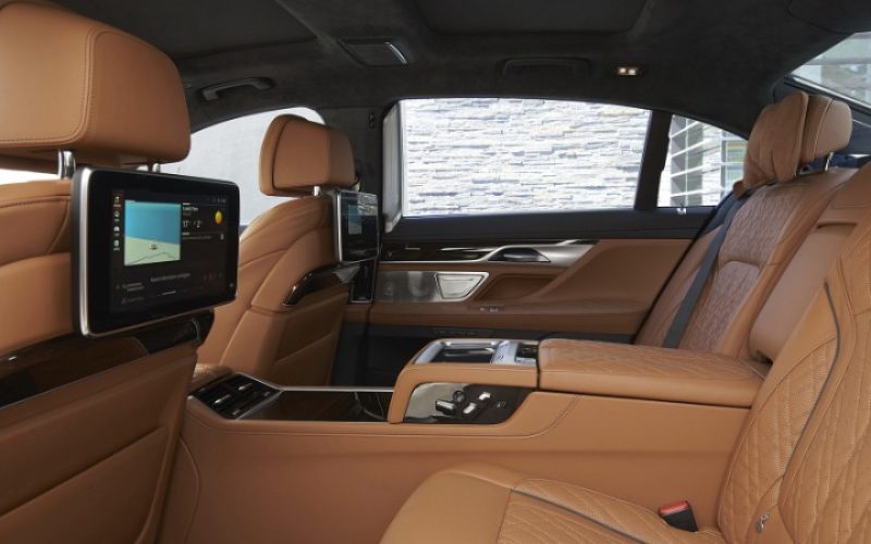 BMW 750i back interior_cleanup