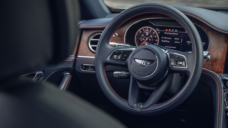 Bentley Flying Spur steering wheel