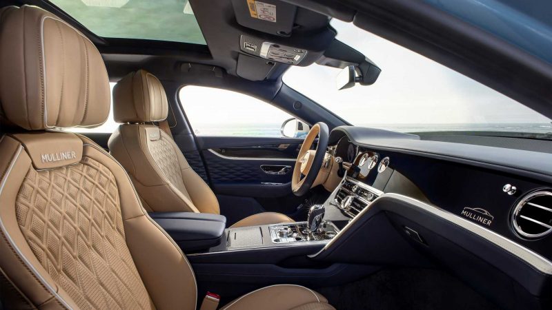 Bentley GTC Mulliner dash