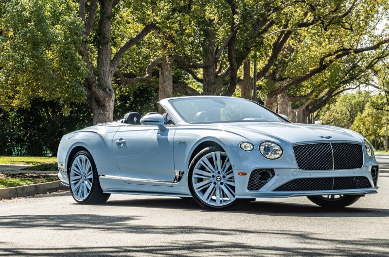 Bentley GTC light blue 2