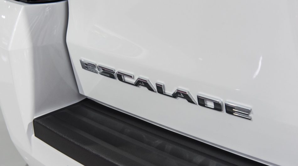 CADILLAC ESCALADE back crest