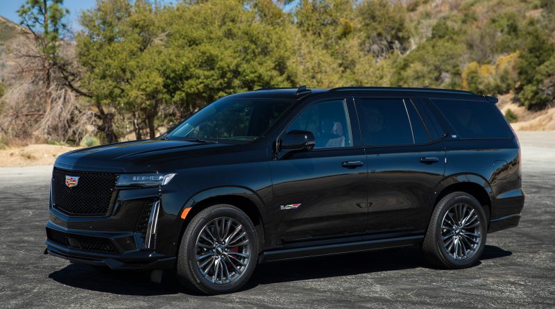 CADILLAC ESCALADE - black