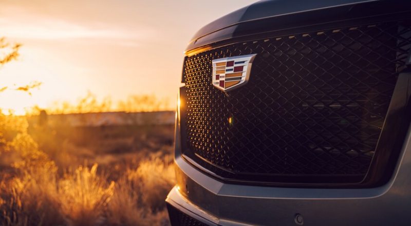 CADILLAC ESCALADE-grey-grill