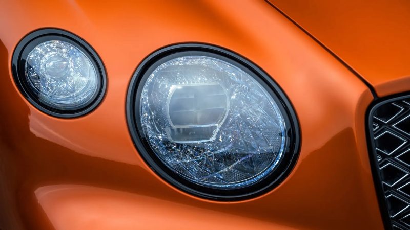 Continental GT Mulliner - headlight