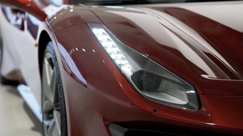 FERRARI 488 SPIDER - headlight