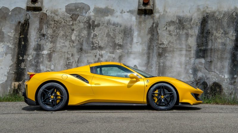 Ferrari 488 Spider side view