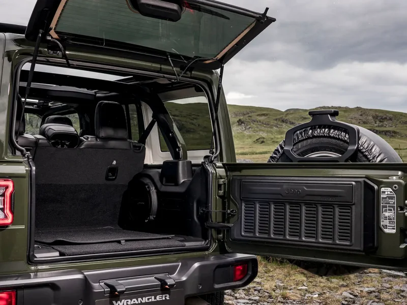 HIRE JEEP WRANGLER RUBICON back door