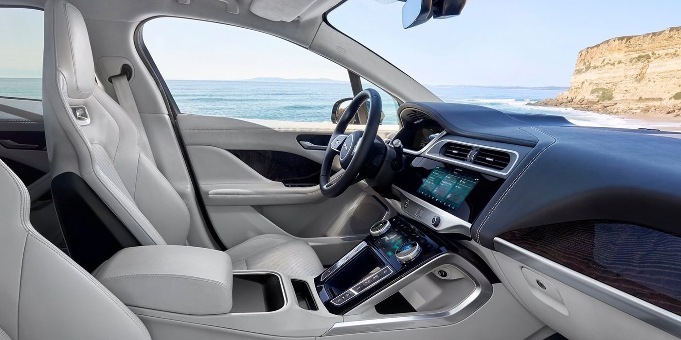 Jaguar-I-Pace-front-interior-1400x1000-1