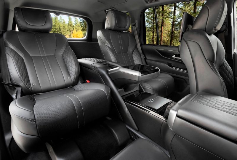 LEXUS LX backseat 2