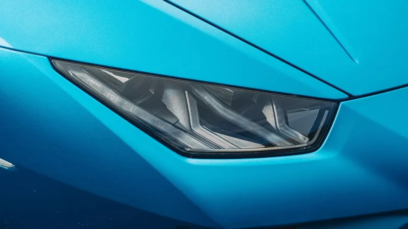 Lamborghini Huracan Spyder headlight