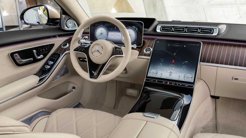 MERCEDES MAYBACH S600 - dash