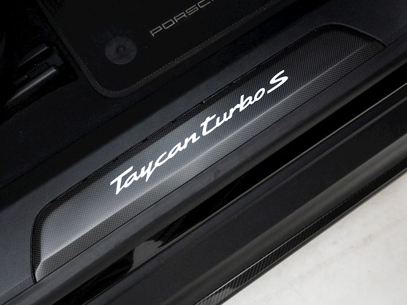 PORSCHE TAYCAN landing PORSCHE TAYCAN landing