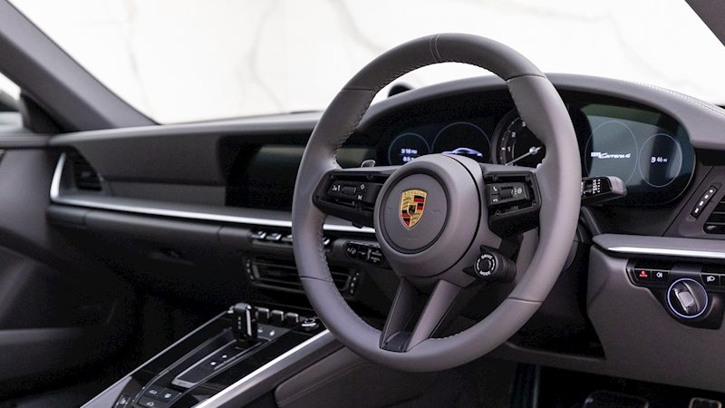 Porsche 911 Carrera Steering