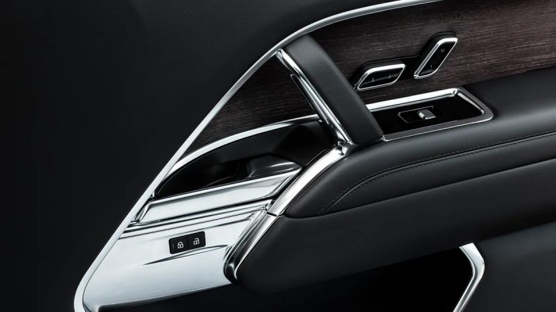 RANGE ROVER AUTOBIOGRAPHY - door handle