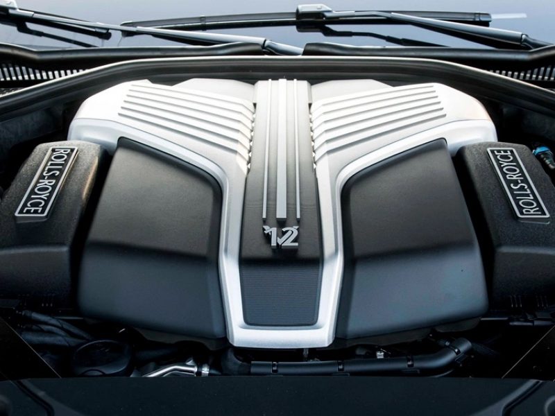 ROLLS ROYCE GHOST engine