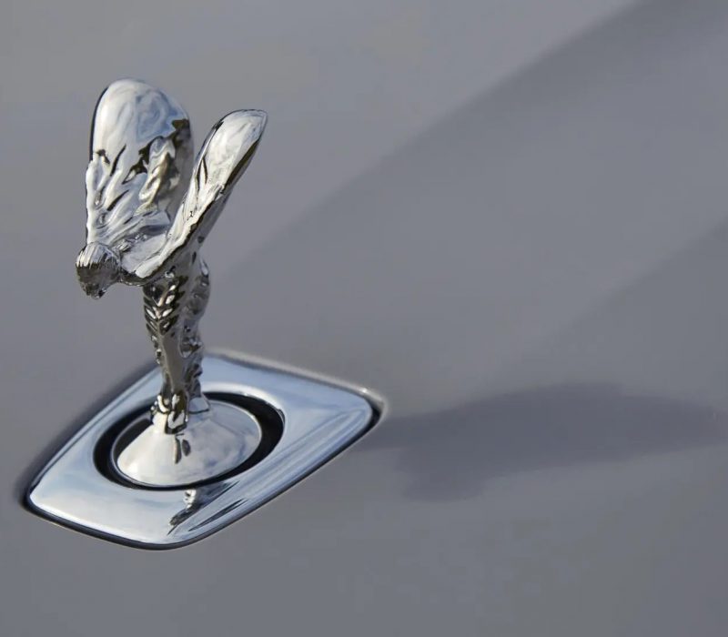 Rolls Royce Ghost crest out