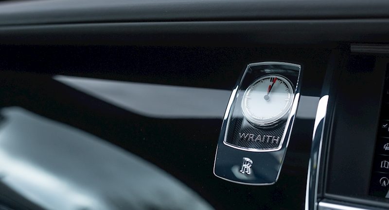 Rolls Royce Wraith clock