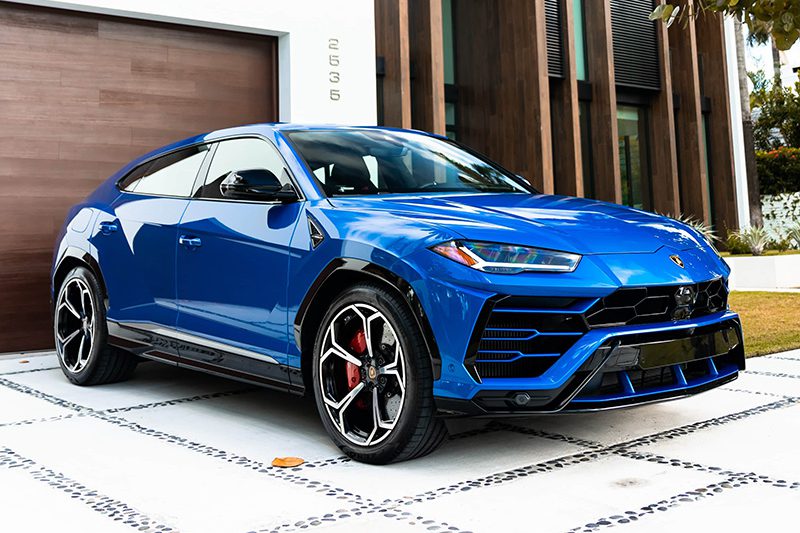 Starr Luxury Cars Lamborghini Urus Miami Hire