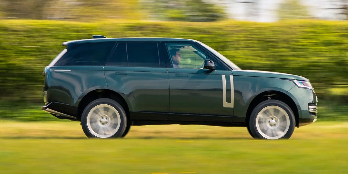 Starr Luxury Cars Hire UK Range Rover D350 Autobiography