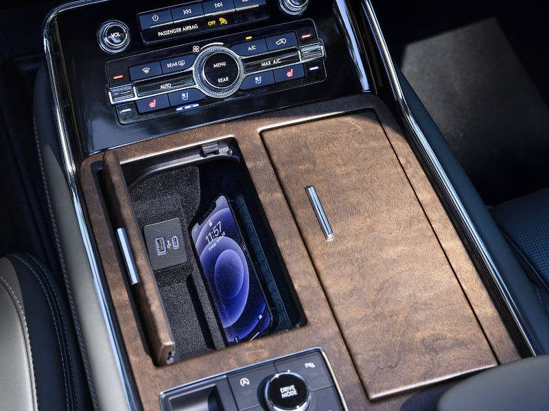 Star Luxury Cars Lincoln Navigator 2023